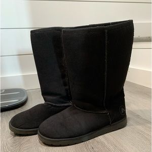Women’s slip on boots